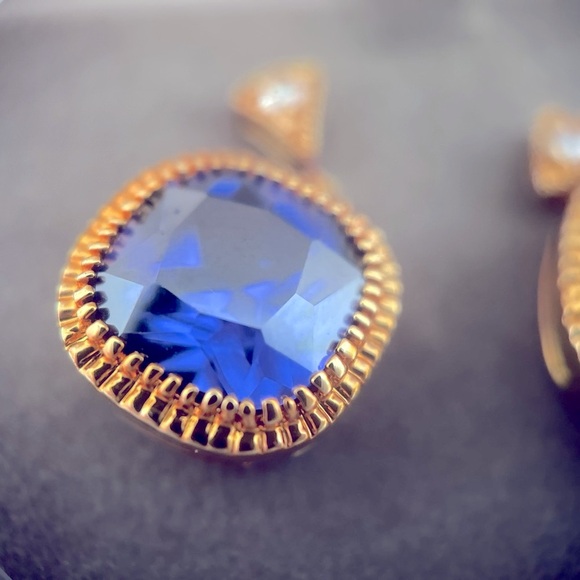 Nolan Miller Vintage (Swarovski Crystal) Square Indigo Earrings - Picture 2 of 6